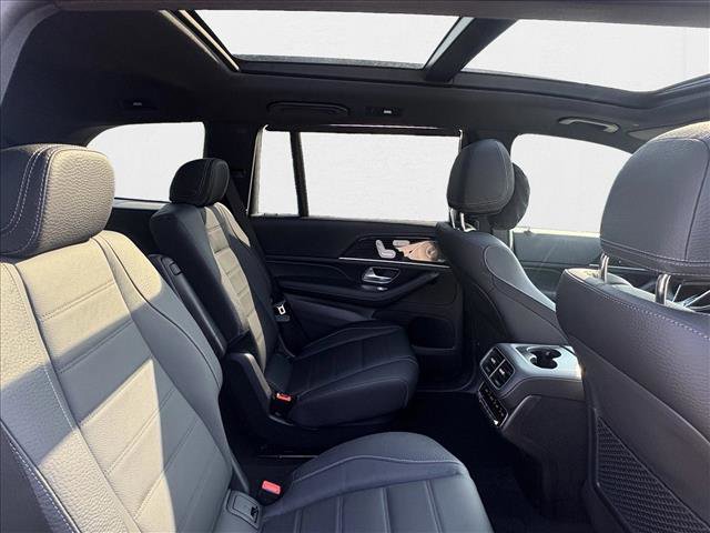New 2026 Mercedes-Benz GLS 580 4MATIC image 24