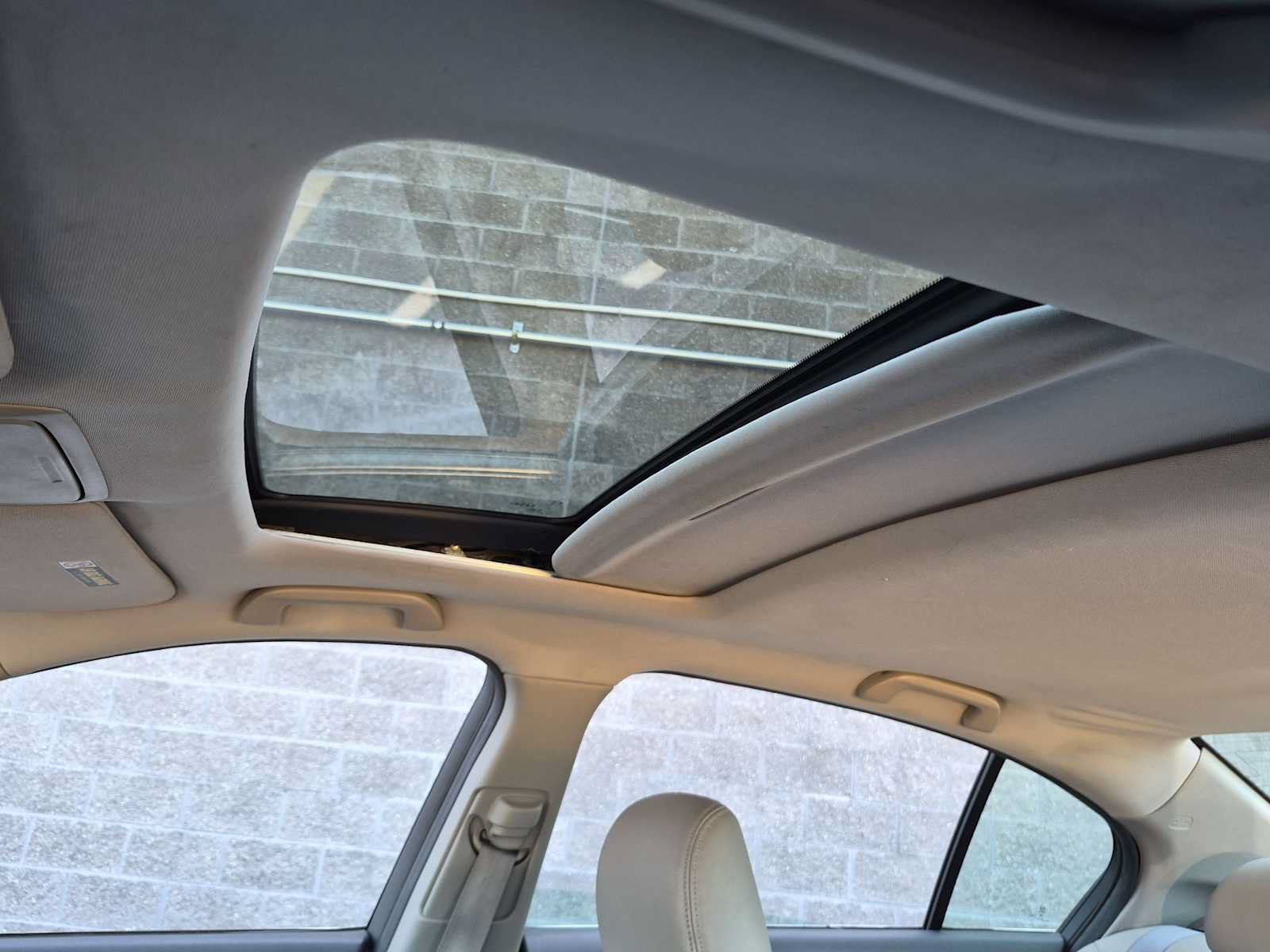 Used 2011 Honda Accord EX-L image 19