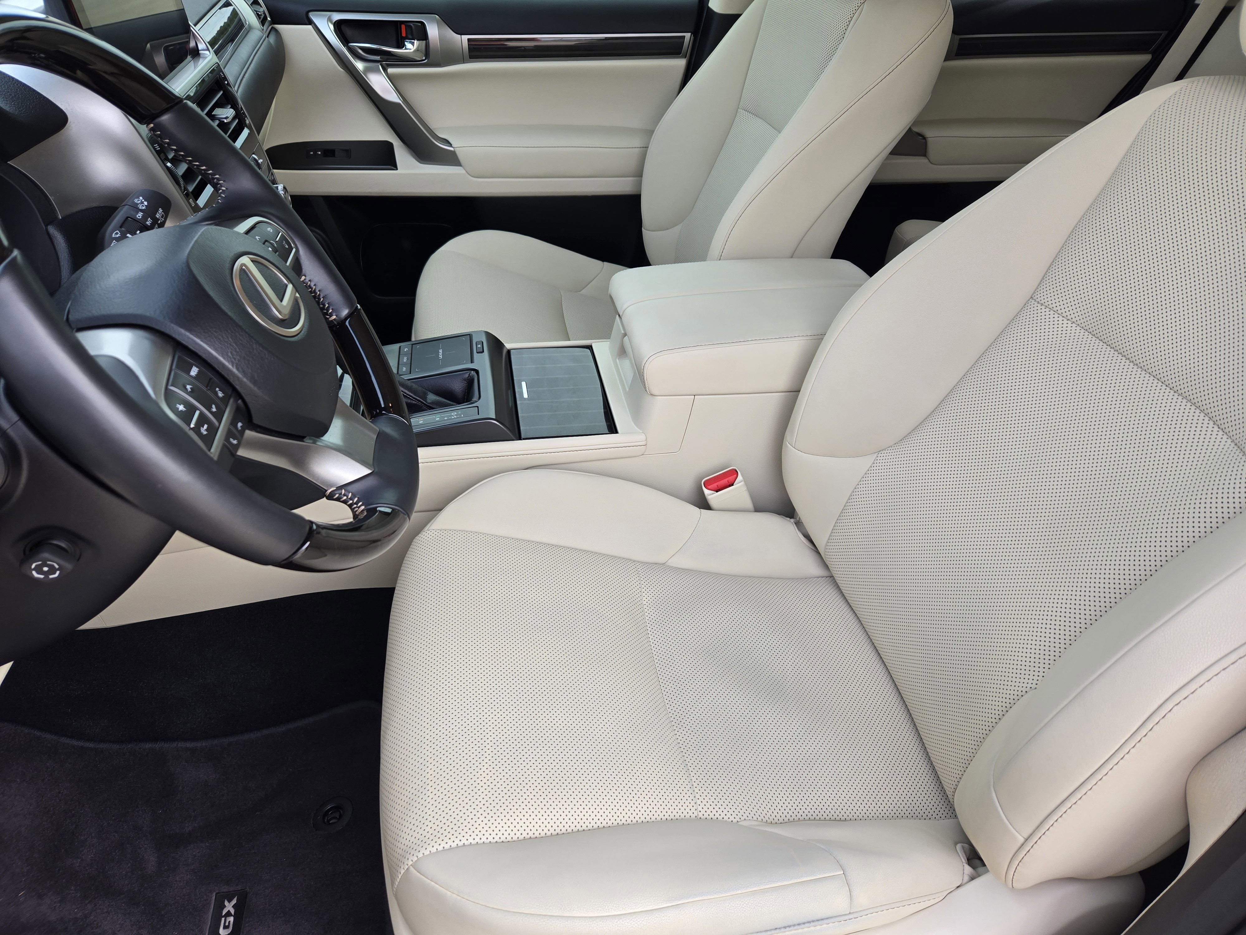 Used 2023 Lexus GX 460 Premium w/ Premium Package AWD/4WD image 18