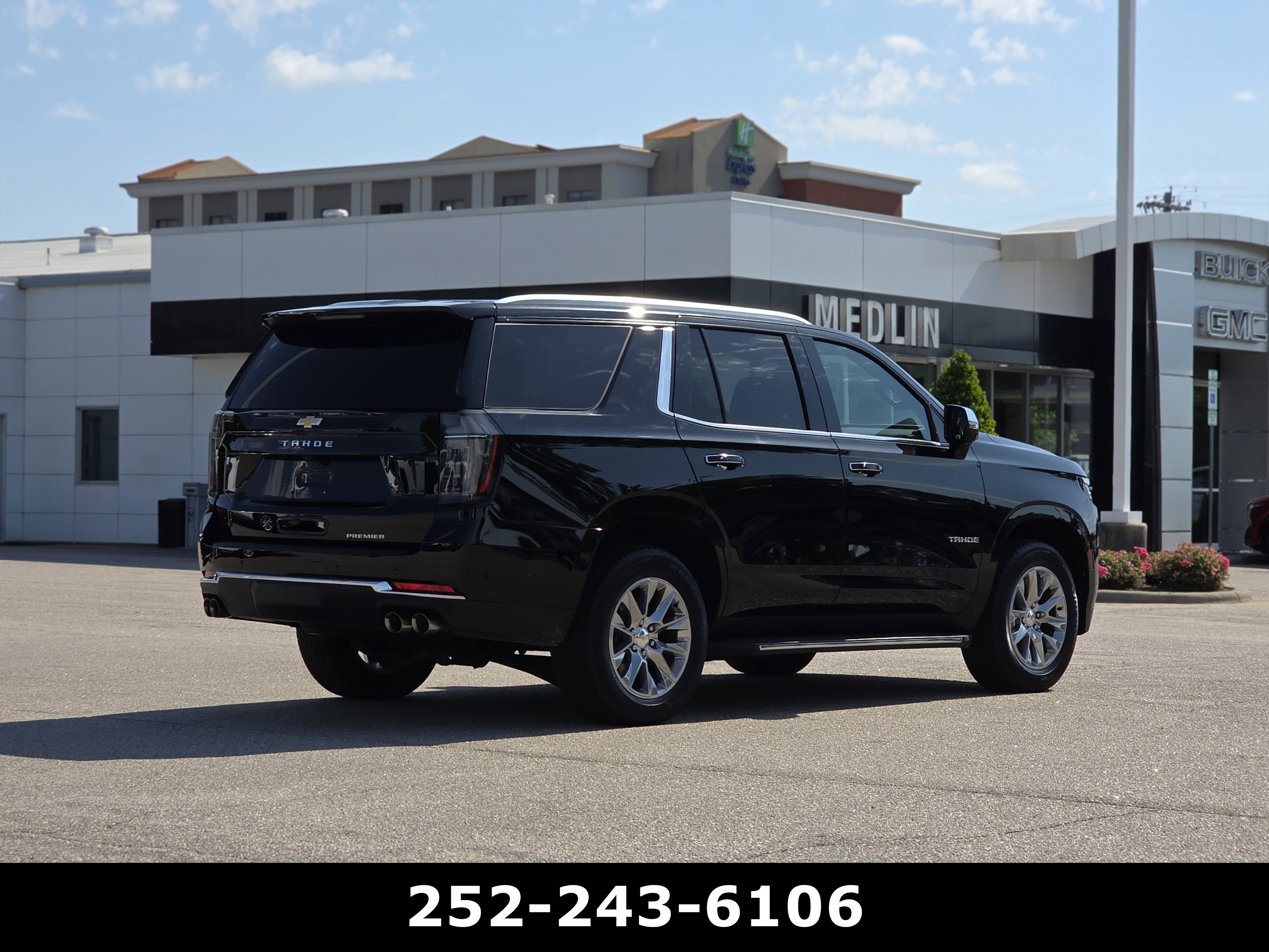 Used 2025 Chevrolet Tahoe Premier RWD image 7