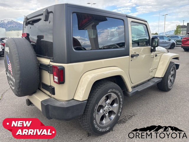 Used 2018 Jeep Wrangler Sahara w/ Connectivity Group AWD/4WD image 9