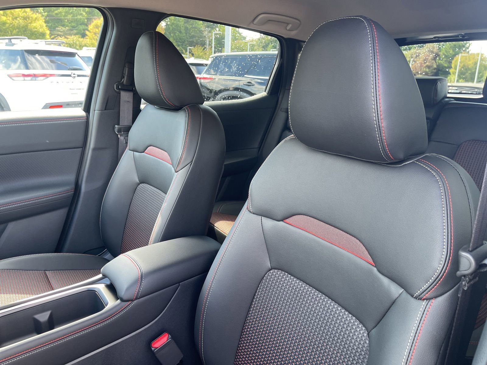 New 2026 Nissan Kicks SR w/ Cold Weather Package image 18