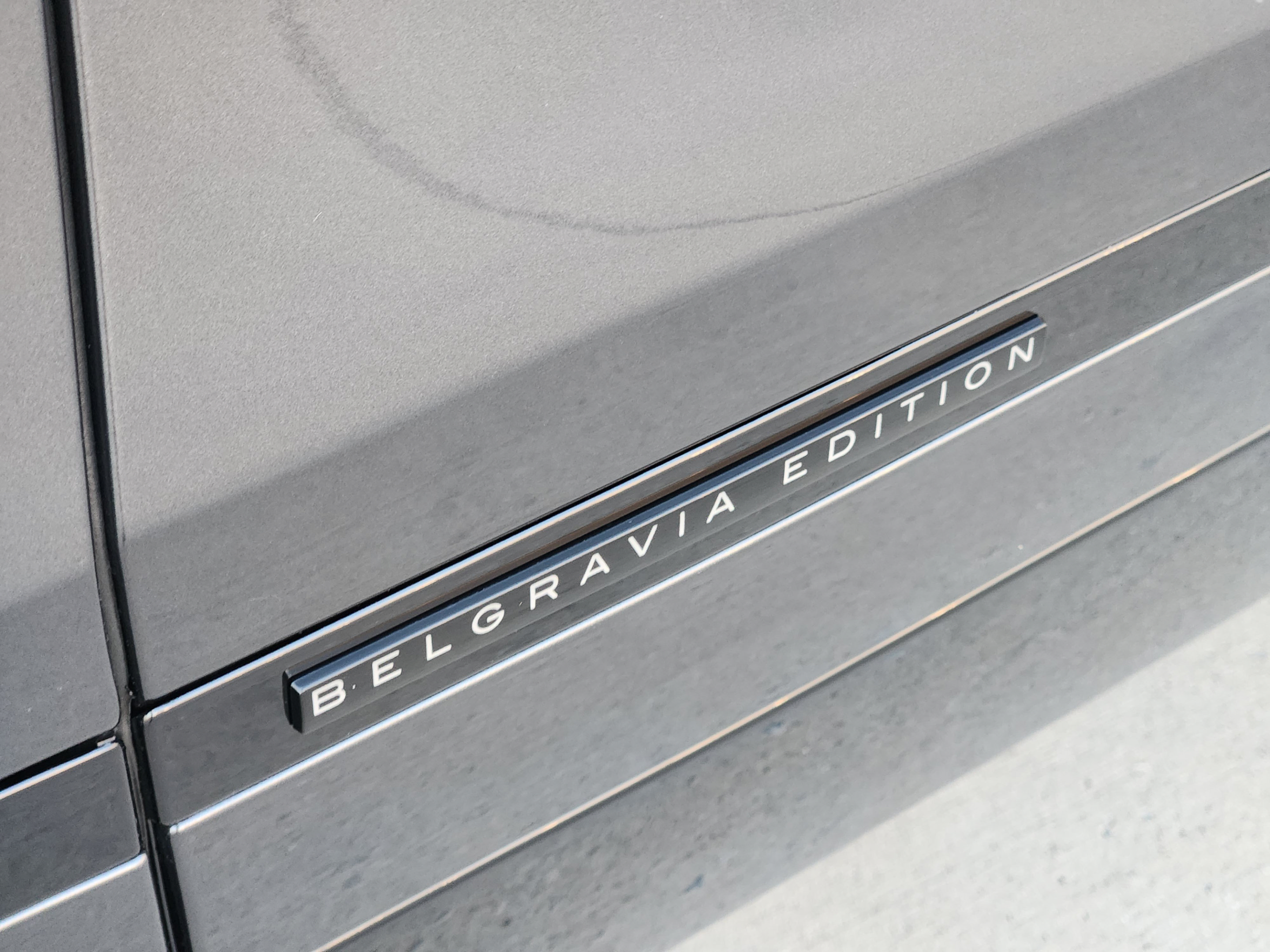 New 2026 Land Rover Range Rover Velar Belgravia AWD/4WD image 34
