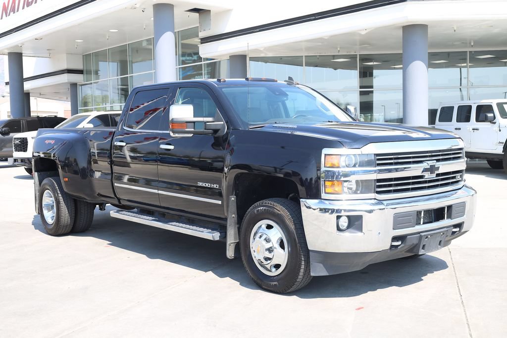 Used 2015 Chevrolet Silverado 3500 LTZ AWD/4WD image 8
