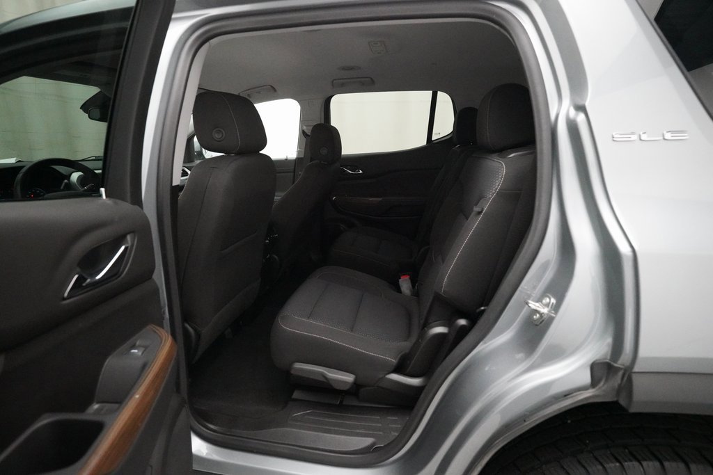 Certified 2023 GMC Acadia SLE w/ Driver Convenience Package image 16