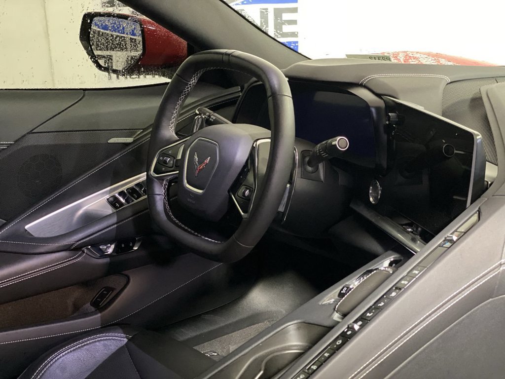 Used 2024 Chevrolet Corvette Stingray Convertible w/ Z51 Performance Package RWD image 10