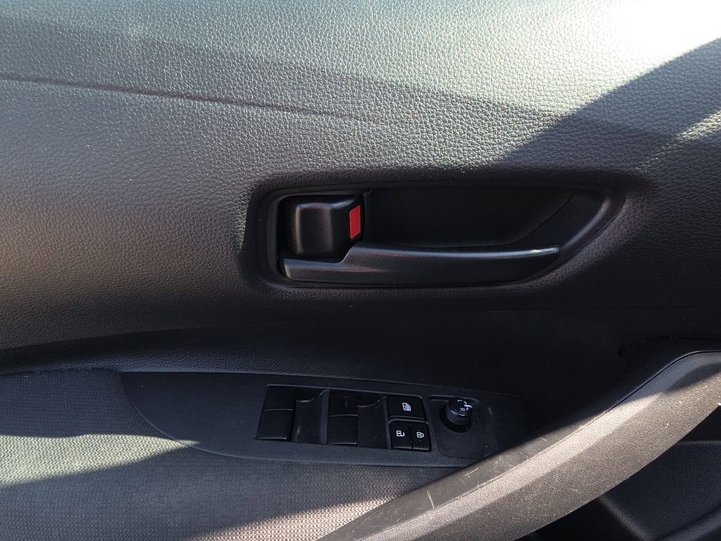 Used 2024 Toyota Corolla LE image 12