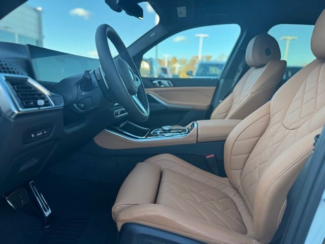 New 2026 BMW X5 xDrive40i w/ M Sport Package image 19