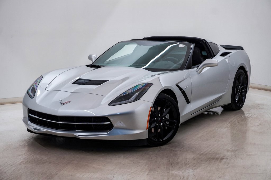 Used 2018 Chevrolet Corvette Stingray w/ Battery Protection Package image 3