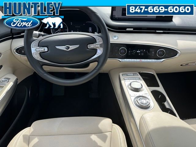 Used 2023 Genesis GV70 2.5T w/ Select Package image 16