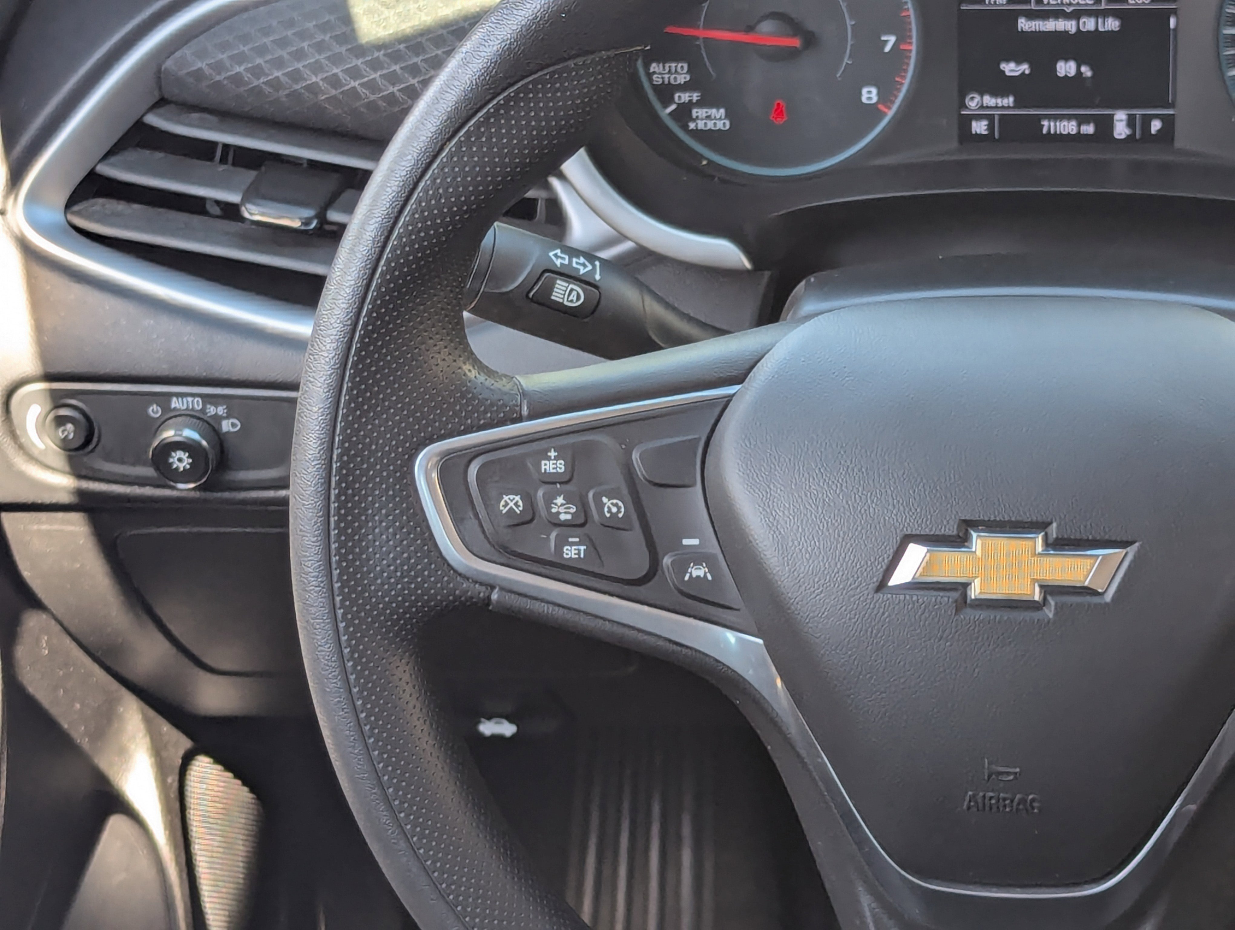 Used 2023 Chevrolet Malibu LT image 17