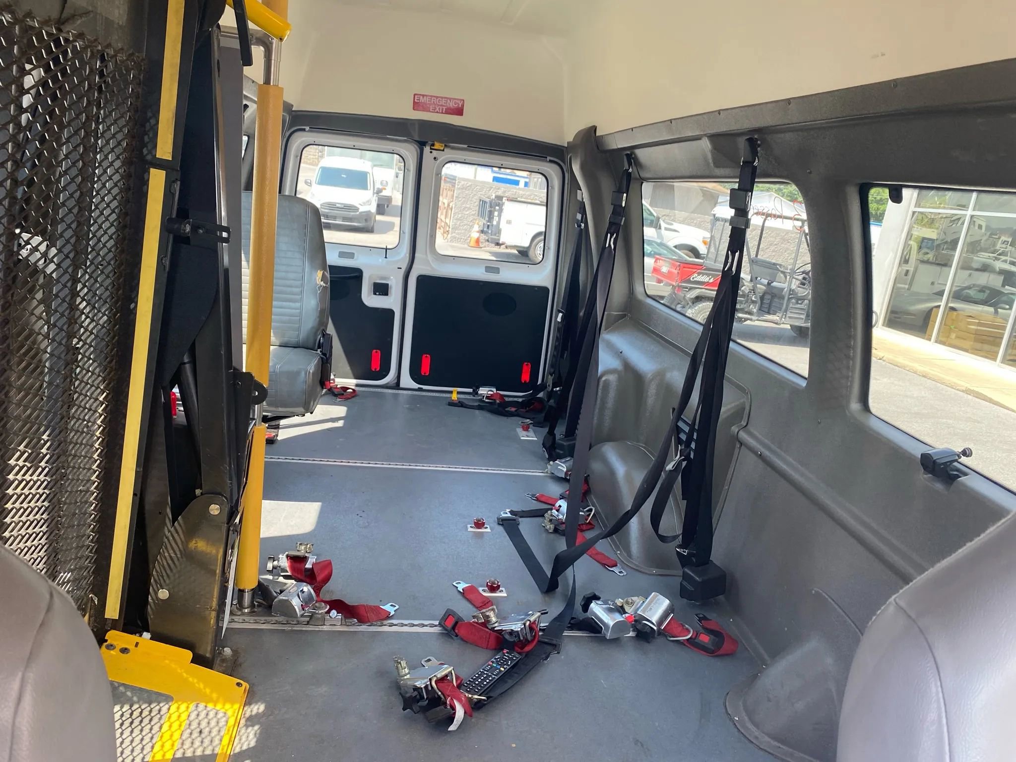 Used 2013 Ford E-350 and Econoline 350 Extended Super Duty w/ PWR Group RWD image 26