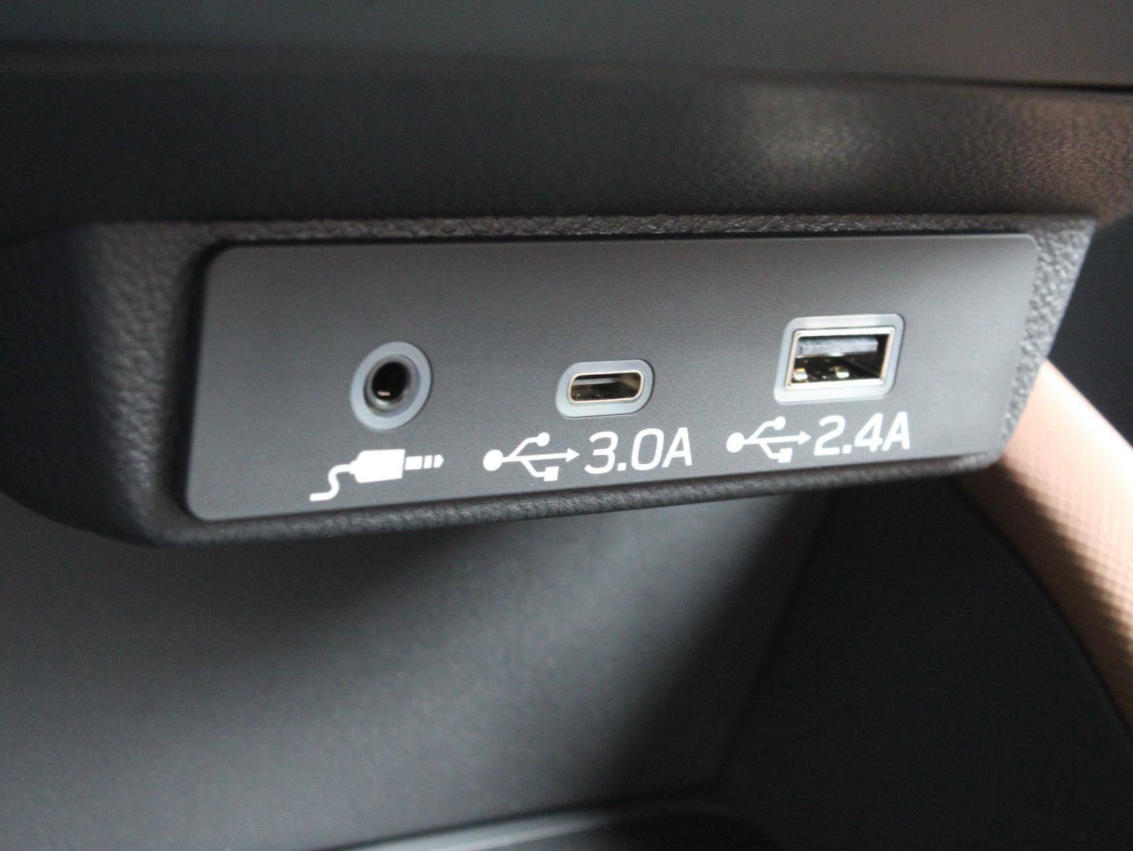 New 2025 Subaru Forester Touring image 27