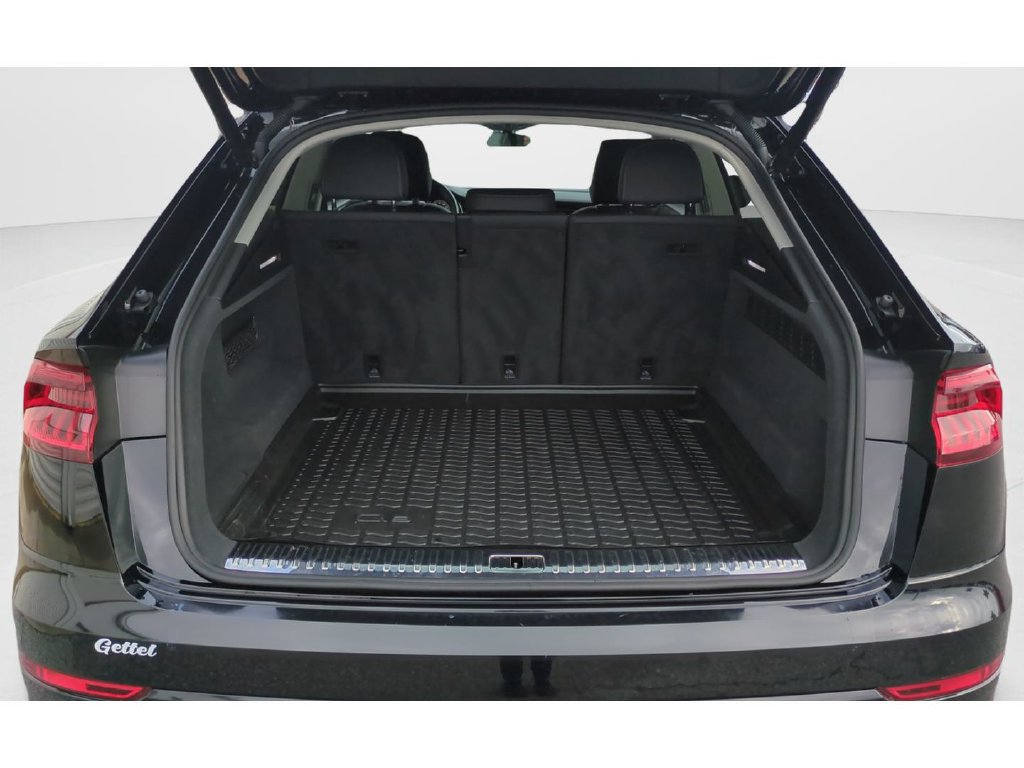 Used 2019 Audi Q8 Premium Plus AWD/4WD image 8