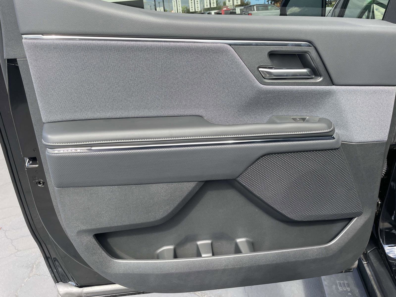 New 2026 GMC Sierra EV Elevation image 22