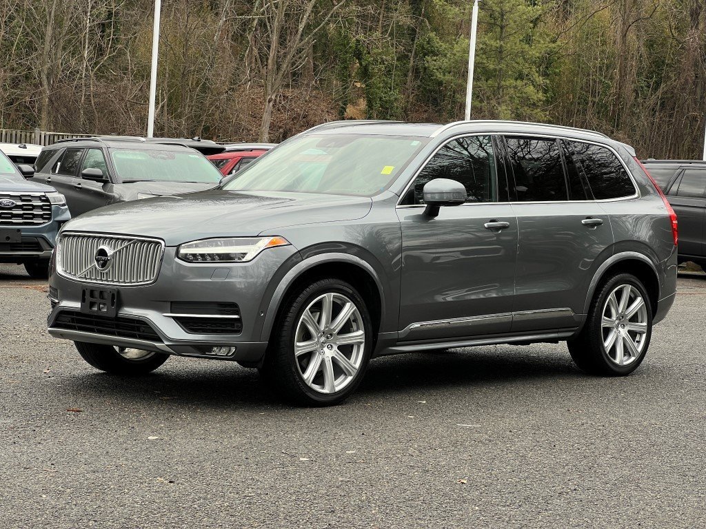 Used 2019 Volvo XC90 T6 Inscription w/ Luxury Package image 2