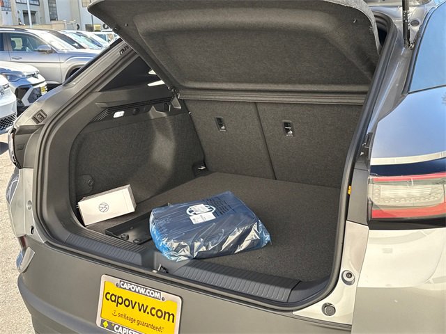 New 2026 Volkswagen ID.4 Pro image 12