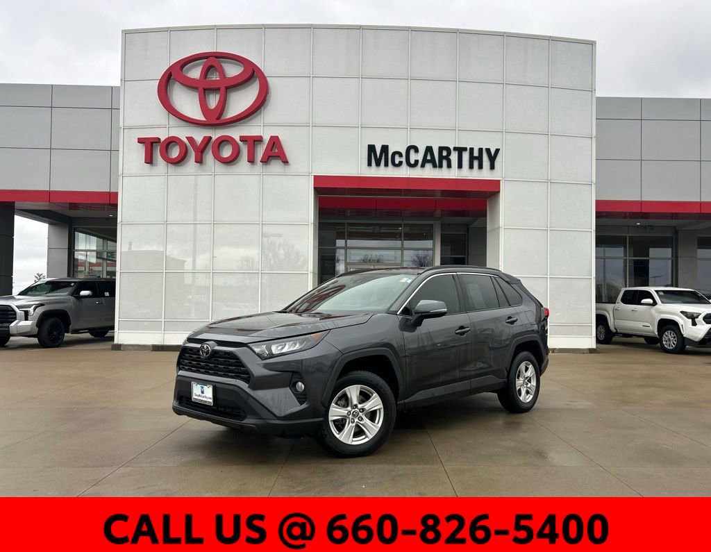Used 2021 Toyota RAV4 XLE image 1