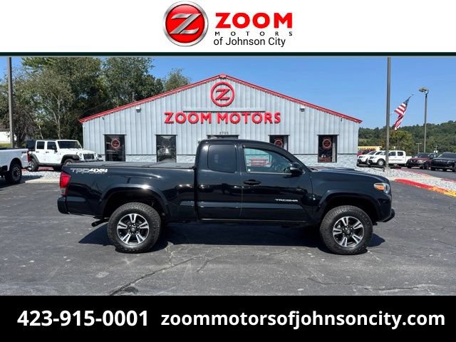 Used 2016 Toyota Tacoma TRD Sport w/ Towing Package AWD/4WD image 1