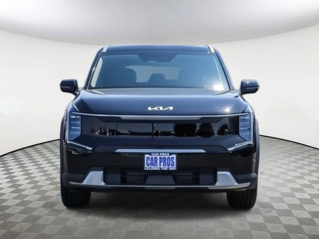 New 2026 Kia EV9 Wind AWD/4WD image 5