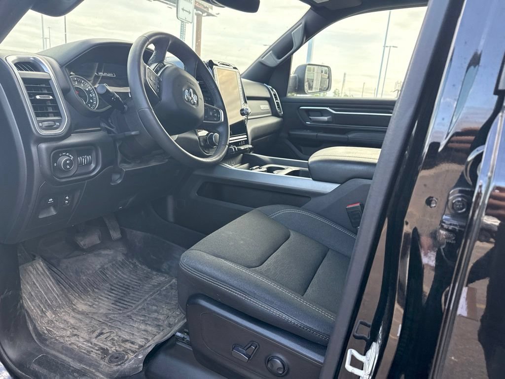 Used 2025 RAM 1500 Big Horn AWD/4WD image 10