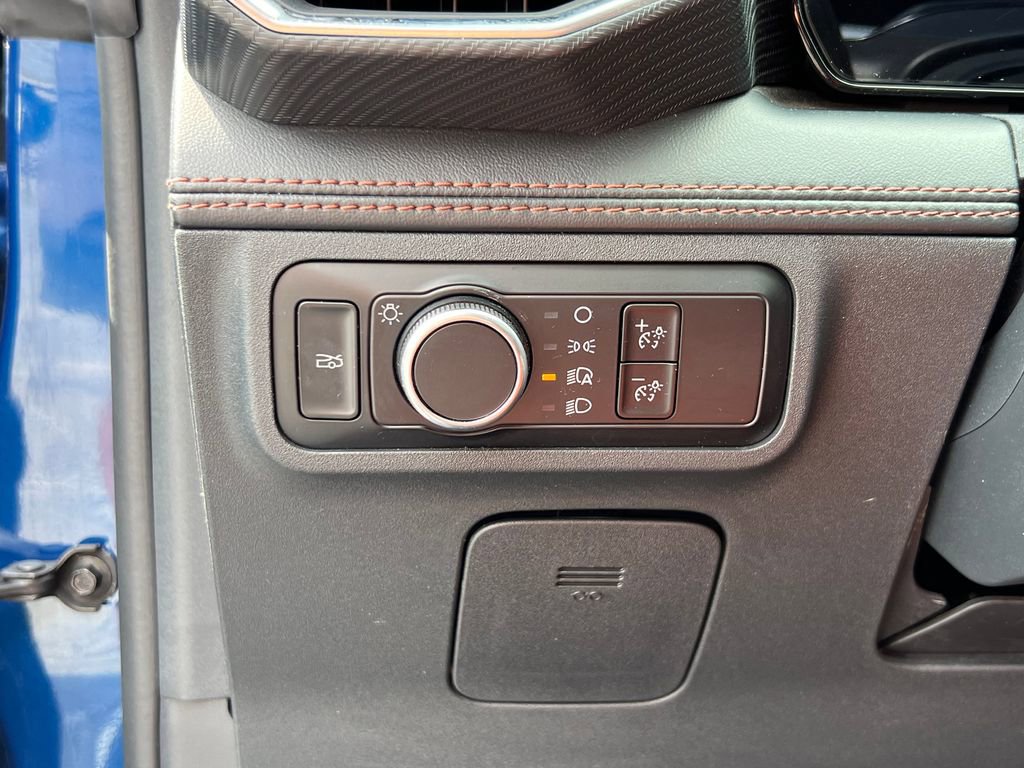 Used 2024 Ford Mustang Premium RWD image 17