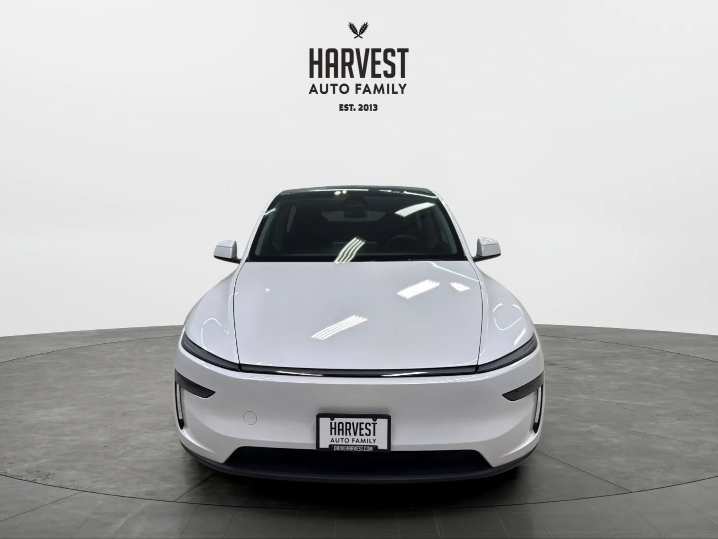 Used 2026 Tesla Model Y AWD image 11