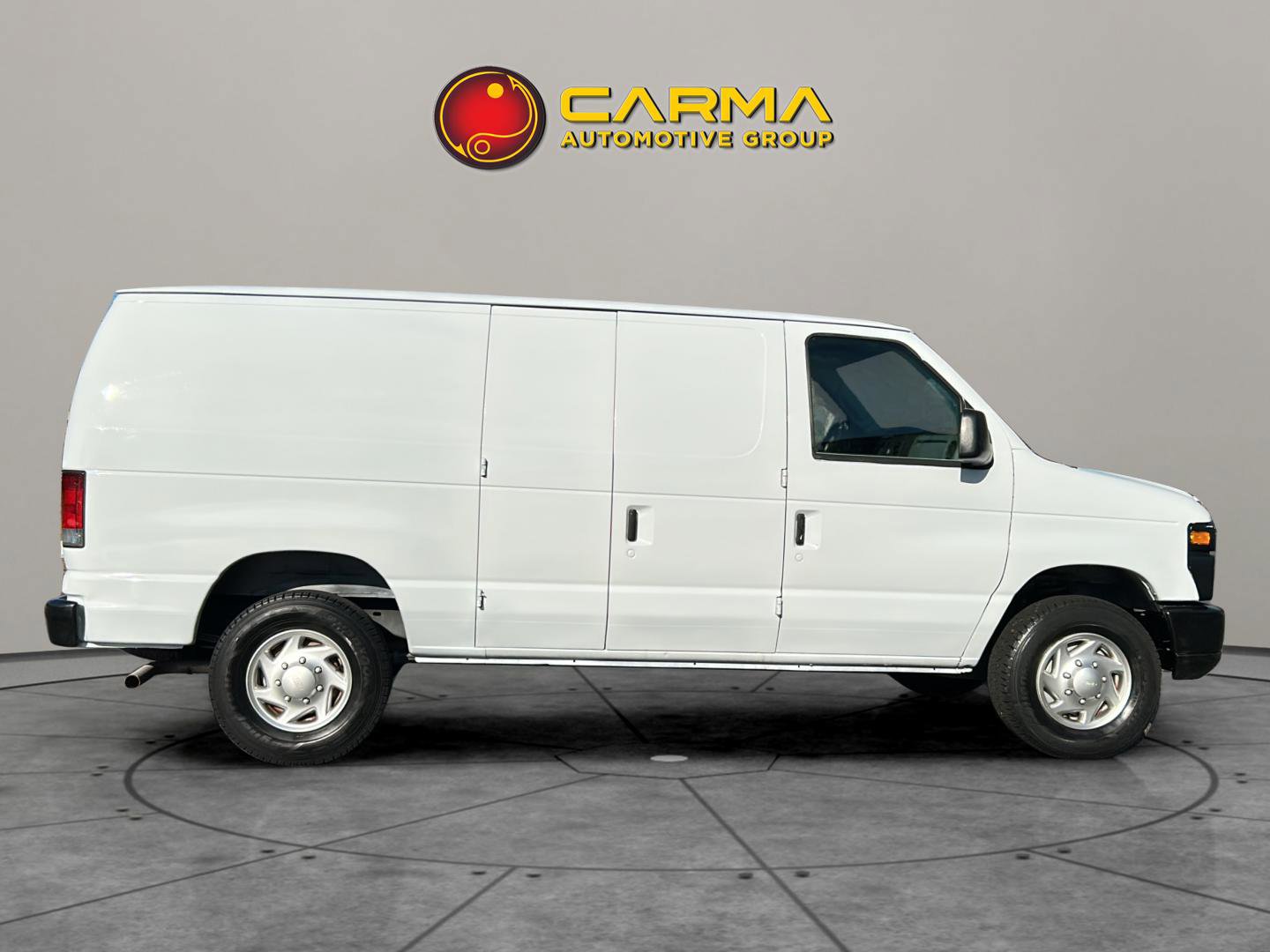 Used 2014 Ford E-250 and Econoline 250 w/ Power Group image 9