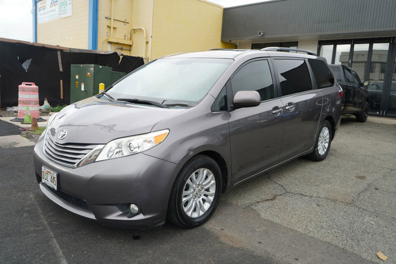 Used 2015 Toyota Sienna FWD image 5