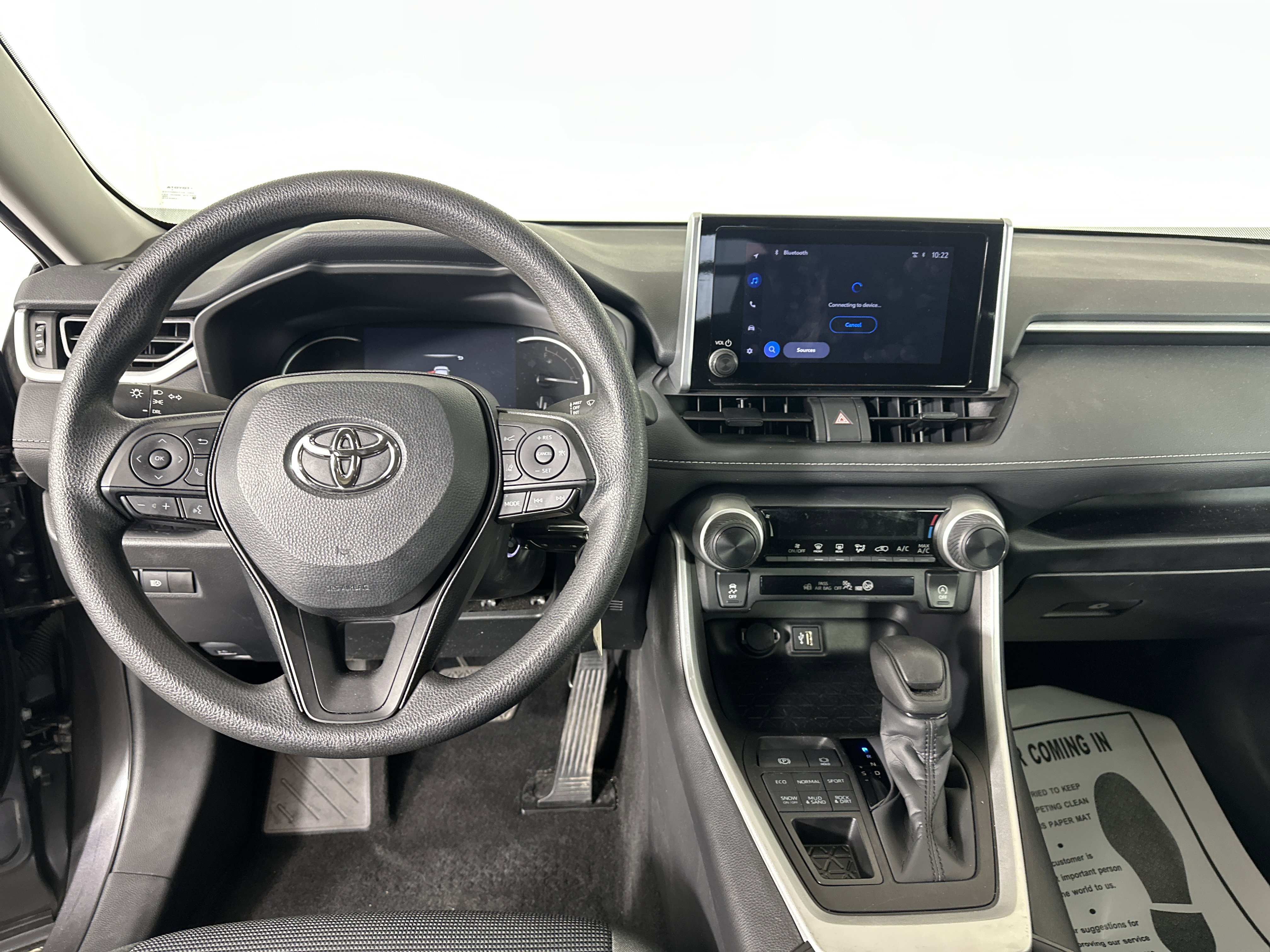 Used 2024 Toyota RAV4 LE image 3