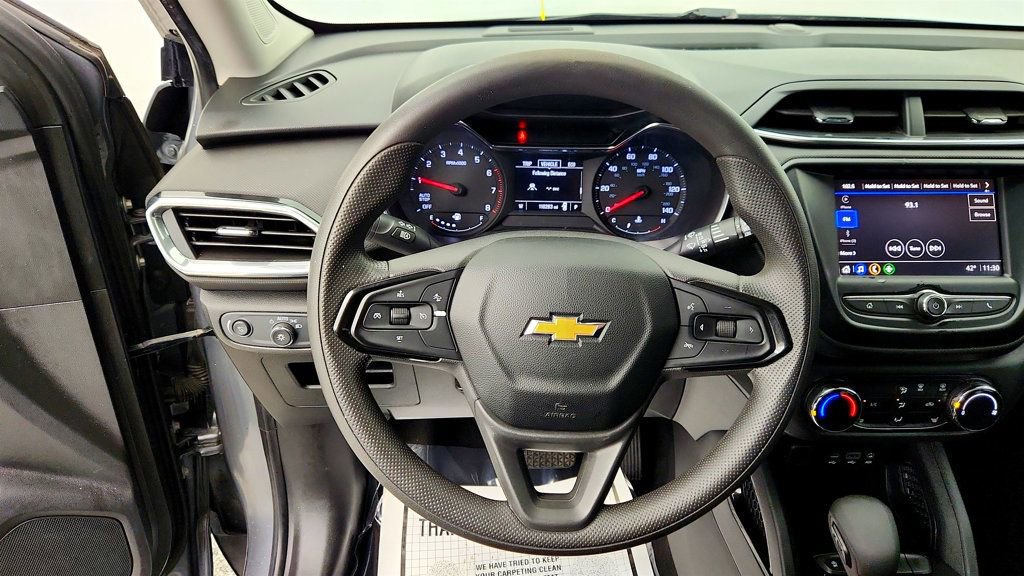 Used 2021 Chevrolet TrailBlazer LT FWD image 13