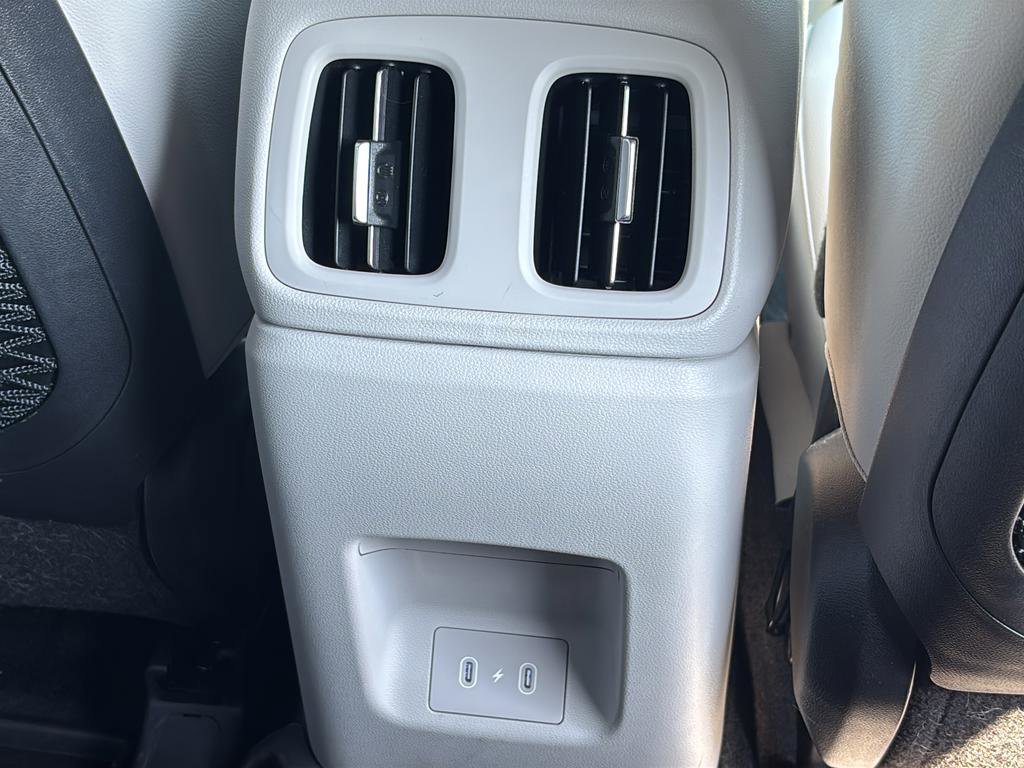 Certified 2025 Hyundai Tucson Limited image 43