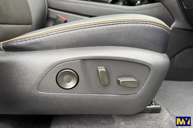 Certified 2025 Chevrolet Traverse High Country image 25