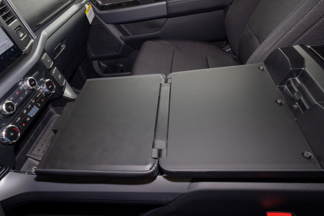 New 2025 Ford F150 XLT w/ Equipment Group 302A MID image 14