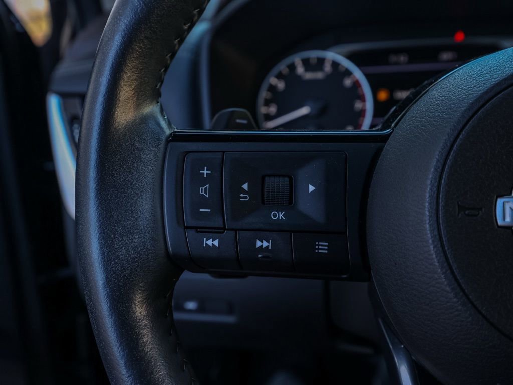 Used 2023 Nissan Rogue SL w/ SL Premium Package image 26