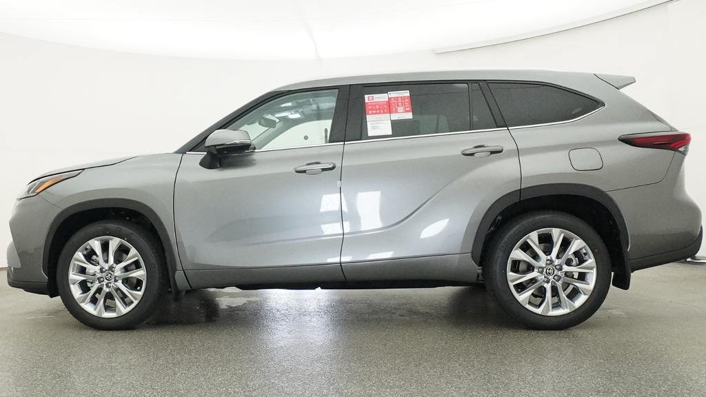 New 2026 Toyota Highlander Limited AWD/4WD image 2