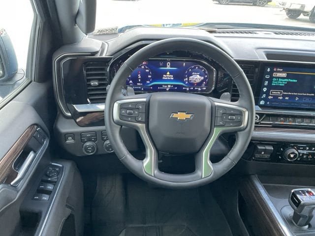 Used 2025 Chevrolet Silverado 1500 LT w/ Protection Package image 24