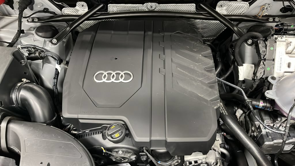 Used 2025 Audi Q5 2.0T Premium Plus w/ Premium Plus Package AWD/4WD image 26