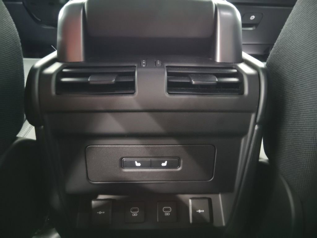 Used 2022 Land Rover Defender 110 X image 42