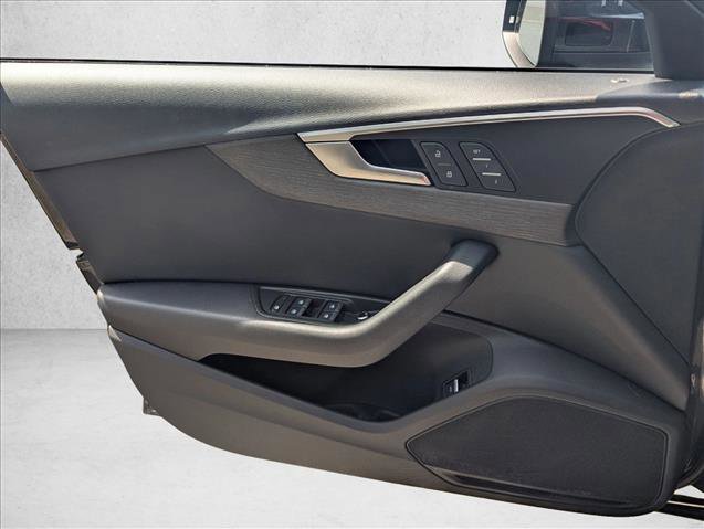 Used 2019 Audi A4 2.0T Premium image 11