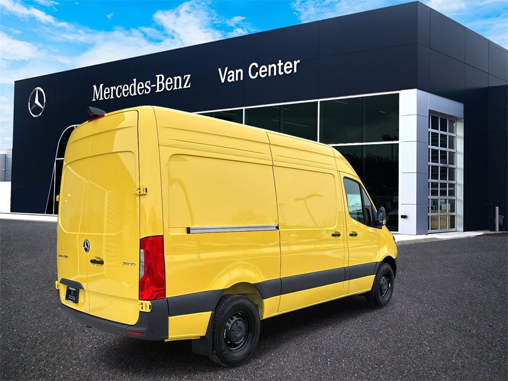 New 2025 Mercedes-Benz Sprinter 2500 image 3