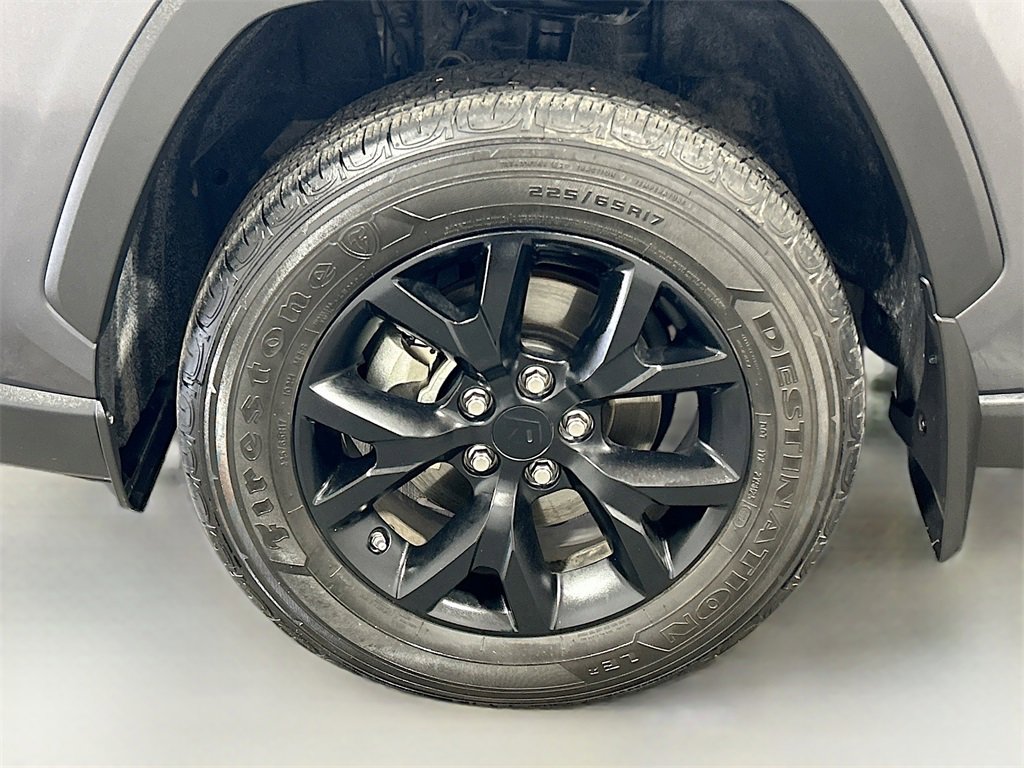 Used 2024 Toyota RAV4 LE image 27