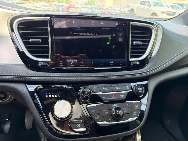 Used 2023 Chrysler Pacifica Limited w/ Uconnect Theater Family Group AWD/4WD image 26