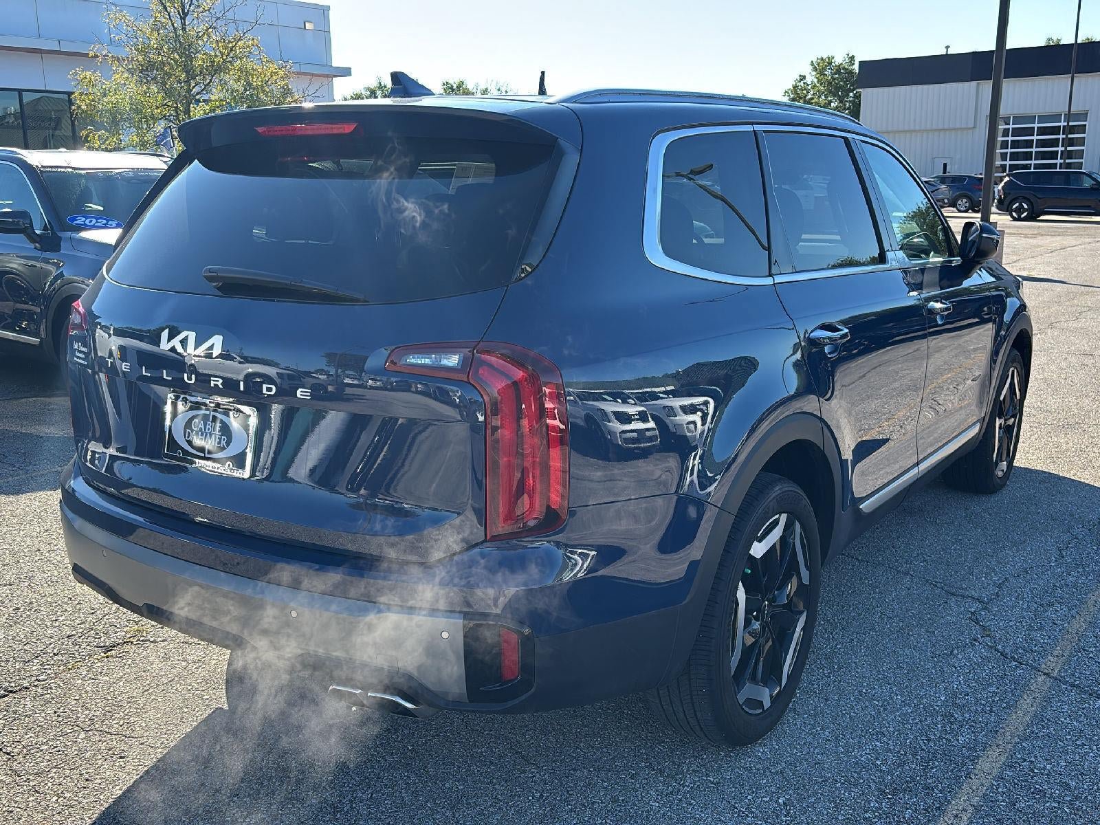 Certified 2025 Kia Telluride S FWD image 6