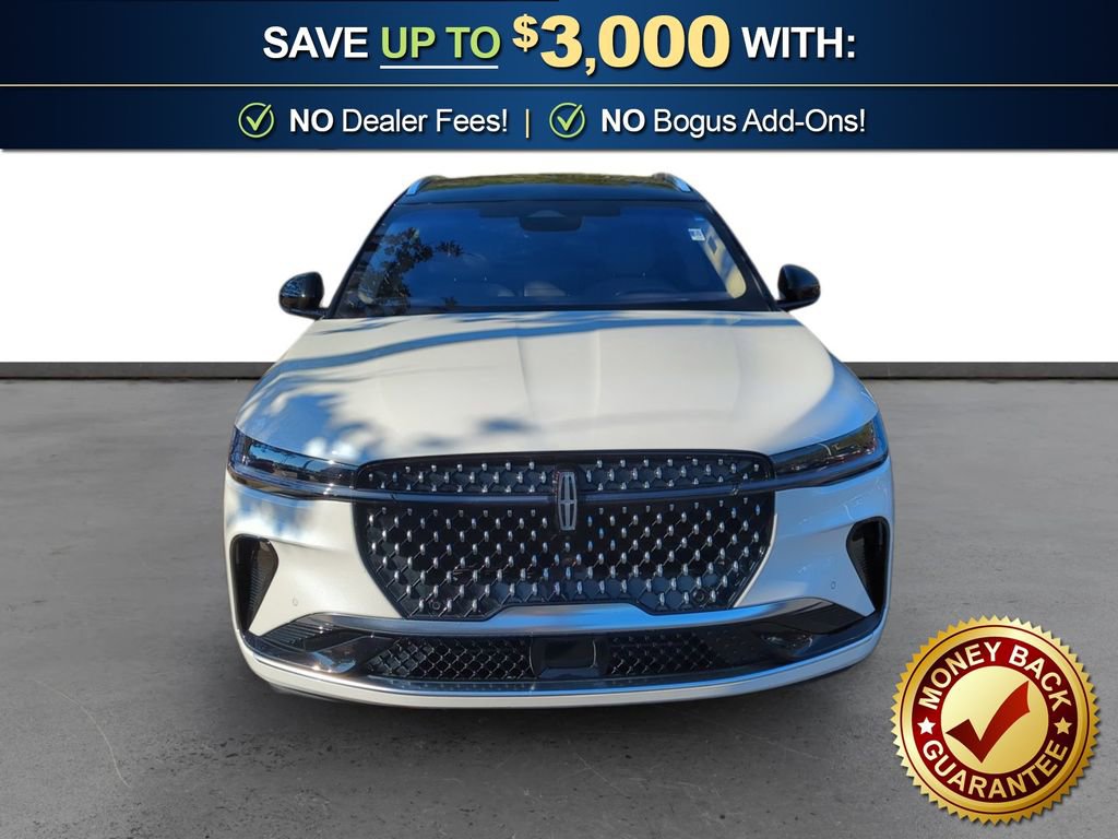 Certified 2024 Lincoln Nautilus Reserve image 11