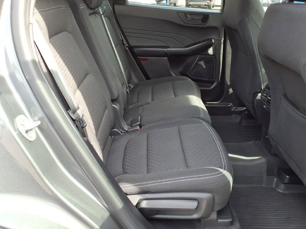 Used 2023 Ford Escape Active AWD/4WD image 12