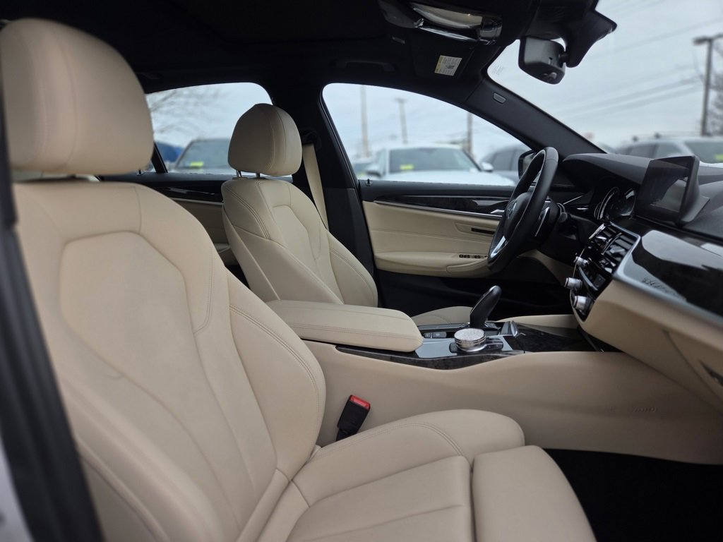 Used 2019 BMW 530i xDrive w/ Convenience Package image 25
