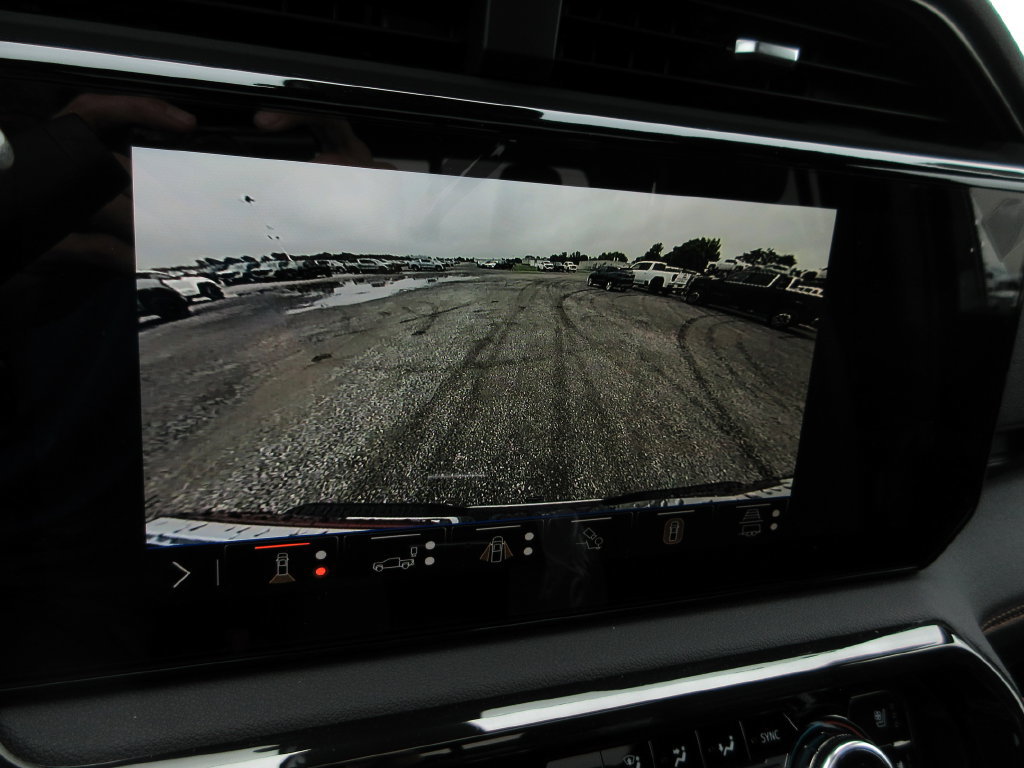 New 2026 GMC Sierra 3500 AT4 w/ AT4 Premium Plus Package AWD/4WD image 21