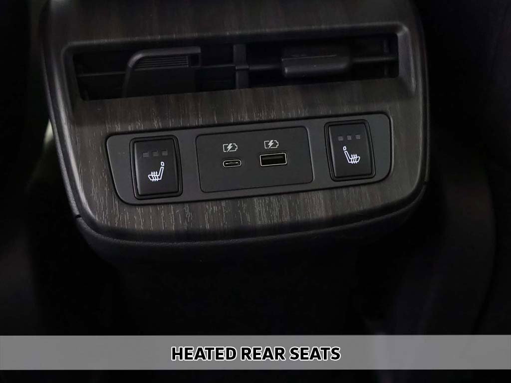 Used 2023 Nissan Ariya ENGAGE image 8