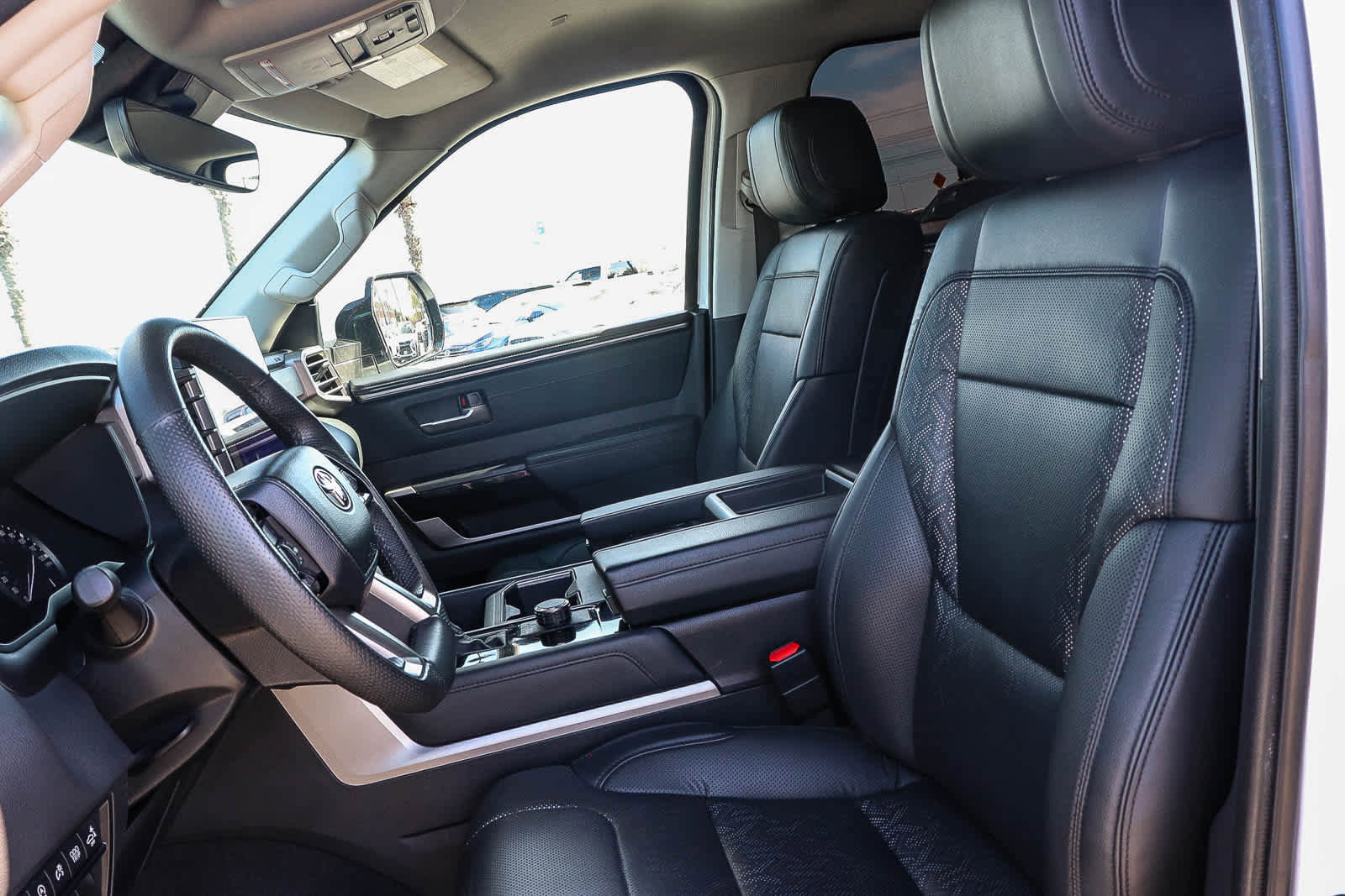 Used 2023 Toyota Tundra Limited image 27